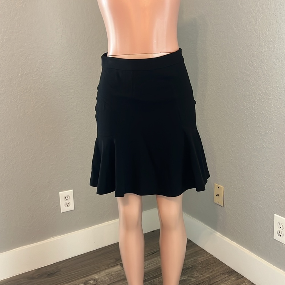 Diane Von Furstenberg DVF BLACK Stretch Pleated Ruffle Flare Skirt Size 6 #128